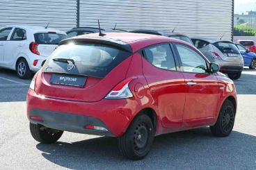 LANCIA CERTIFIED Lancia Ypsilon 1.0 Firefly S And S Hybrid Silver Usata - City Car Ibrido Rosso - Carmagnola - 2486844_3