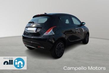 LANCIA CERTIFIED Lancia Ypsilon 1.0 70cv Hybrid Gold Usata - City Car Ibrido Nero - Mirano - 2486908_3