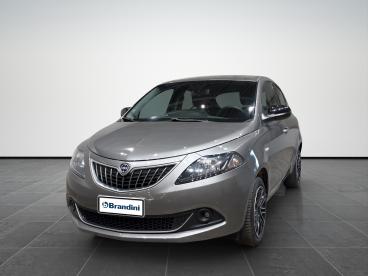LANCIA CERTIFIED Lancia Ypsilon 1.0 Firefly Hybrid Alberta Ferretti S And S 70cv Usata - City Car Ibrido Grigio - Pistoia - 2486919_1
