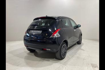 LANCIA CERTIFIED Lancia Ypsilon Iii 2021 1.0 Firefly Hybrid Silver S And S 70cv Usata - City Car Ibrido Nero - Brescia - 2487253_3