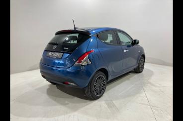 LANCIA CERTIFIED Lancia Ypsilon Iii 2021 1.0 Firefly Hybrid Silver S And S 70cv Usata - City Car Ibrido Blu - Brescia - 2487254_3