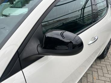 LANCIA CERTIFIED Lancia Ypsilon 1.0 Firefly 70cv S And S Hybrid Gold Usata - City Car Ibrido Bianco - Milano - 2487659_4