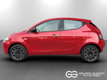 LANCIA CERTIFIED Lancia Ypsilon Iii 2021 1.0 Firefly Hybrid Gold S And S 70cv Usata - City Car Ibrido Rosso - Bologna - 2490690_2