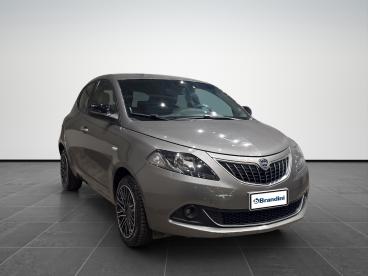 LANCIA CERTIFIED Lancia Ypsilon 1.0 Firefly Hybrid Gold S And S 70cv 5p.ti Usata - City Car Ibrido Grigio - Pistoia - 2491898_3