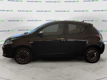 SPOTICAR Lancia Ypsilon 1.0 Firefly Hybrid Alberta Ferretti S&s 70cv Usata - City Car Ibrido Nero - Bari - 1202493596_4