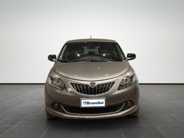 LANCIA CERTIFIED Lancia Ypsilon 1.0 Firefly Hybrid Gold S And S 70cv 5p.ti Usata - City Car Ibrido Grigio - Pistoia - 2495894_2