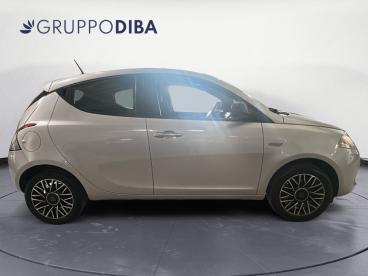 LANCIA CERTIFIED Lancia Ypsilon Iii 2015 Benzina 1.2 Gold S And S 69cv My19 Usata - City Car Benzina Grigio - Rimini - 2495905_4