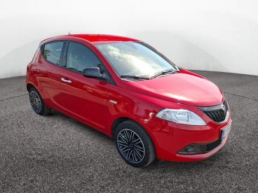 LANCIA CERTIFIED Lancia Ypsilon Iii 2021 1.0 Firefly Hybrid Silver S And S 70cv 5p Usata - City Car Ibrido Rosso - Roma - 2495912_2