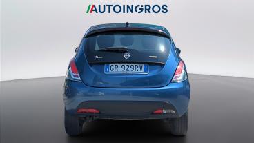 LANCIA CERTIFIED Lancia Ypsilon Iii 2021 1.0 Firefly Hybrid Silver S And S 70cv Usata - City Car Ibrido Argento - Torino - 2496329_4