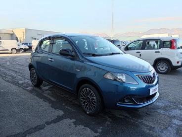LANCIA CERTIFIED Lancia Ypsilon 402 Platino 1.0 Usata - City Car Ibrido Blu - Bassano Del Grappa - 2500153_3