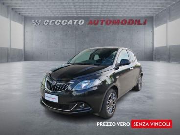 LANCIA CERTIFIED Lancia Ypsilon 1.0 Firefly Hybrid Gold Plus S And S 70cv 5p.ti Usata - City Car Ibrido Nero - Bassano Del Grappa - 2500420_1