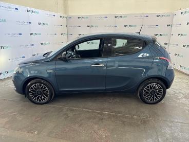 LANCIA CERTIFIED Lancia Ypsilon 1.0 Firefly 70cv Hybrid Oro Usata - City Car Ibrido Blu - Roma - 2503658_4