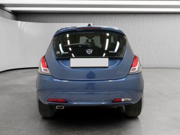 LANCIA CERTIFIED Lancia Ypsilon 1.0 Firefly Hybrid Gold S And S 70cv Usata - City Car Ibrido Blu - Cuneo - 2506227_5