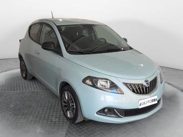 LANCIA CERTIFIED Lancia Ypsilon Iii 2021 1.0 Firefly Hybrid Gold Plus S And S 70cv Usata - City Car Ibrido Azzurro - Rimini - 2507443_3