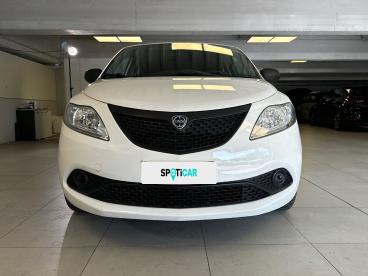 SPOTICAR Lancia Ypsilon 1.2 69cv Elefantino Blue Usata - City Car Benzina Bianco - Milano - 1202511742_2