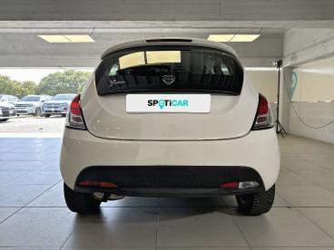 SPOTICAR Lancia Ypsilon 1.2 69cv Elefantino Blue Usata - City Car Benzina Bianco - Milano - 1202511742_5