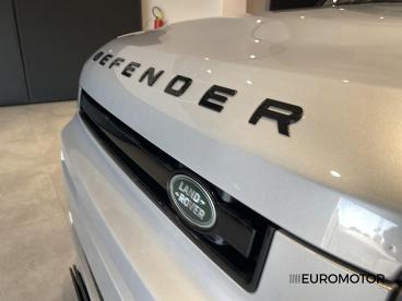 SPOTICAR Land Rover Defender 110 3.0d I6 Mhev Se Awd 250cv Auto 6p.ti Usata - Suv Ibrido Argento - Modugno - 1202496496_5
