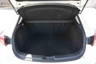 SPOTICAR Mazda 3 3 1.5 Skyactiv-d Exceed Usata - Berlina Diesel Bianco - Carmagnola - 502456291_5