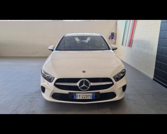 SPOTICAR Mercedes Classe A Classe A - W177 2018 A 180 D Sport Extra Auto Usata - City Car Diesel Bianco - Tortoreto - 502313065_2