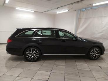 SPOTICAR Mercedes Classe E Classe E E Sw All-terrain 220 D Business Sport 4ma Usata - Station Wagon Diesel Nero - Cuneo - 502436373_4