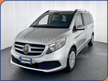 SPOTICAR Mercedes Classe V Classe V V Compact 220 D Executive 4matic Auto 6 P Usata - Family Car Diesel Argento - Milano - 502437307_3