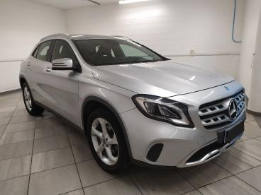 SPOTICAR Mercedes Gla Classe Gla Gla 200 D Premium 4matic Auto Usata - Suv Diesel Grigio - Cuneo - 502376877_3