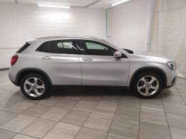 SPOTICAR Mercedes Gla Classe Gla Gla 200 D Premium 4matic Auto Usata - Suv Diesel Grigio - Cuneo - 502376877_4