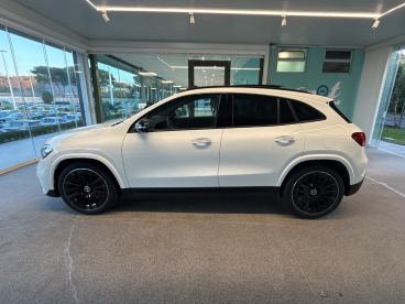 SPOTICAR Mercedes Gla 200 D Amg Line Prem Plus Usata - Suv Diesel Bianco - Napoli - 1202415861_4