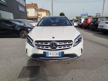 SPOTICAR Mercedes Gla Classe Gla Gla 200 D Sport Usata - Suv Diesel Bianco - Grugliasco - 502449047_2