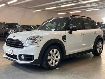SPOTICAR Mini Countryman F60 Mini 1.5 Cooper Business Countryman Automatica Usata - Suv Benzina Bianco - Legnago - 602337189_3
