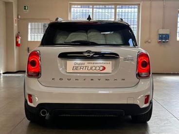 SPOTICAR Mini Countryman F60 Mini 1.5 Cooper Business Countryman Automatica Usata - Suv Benzina Bianco - Legnago - 602337189_5