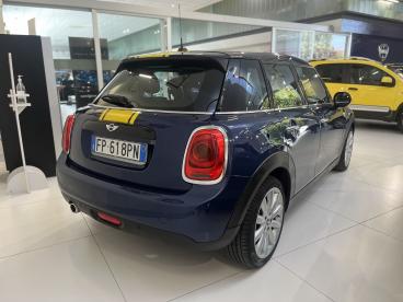 SPOTICAR Mini Mini 5 Porte 1.5 Cooper D 5 Porte Usata - City Car Diesel Blu - Vigevano - 502381229_4