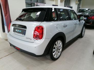 SPOTICAR Mini Mini 5 Porte 1.5 Cooper D Baker Street 5 Porte Usata - City Car Diesel Grigio - Foggia - 502428807_5