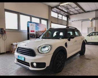 SPOTICAR Mini Mini Countryman 2.0 Cooper D Baker Street Auto Usata - City Car Diesel Bianco - Terni - 1202502465_1
