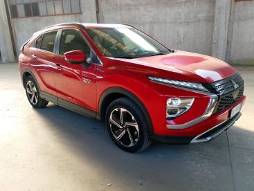 SPOTICAR Mitsubishi Canter Cross 2.4 Phev Instyle Sda S-awc Usata - Suv Ibrido Rosso - Lancusi - 502377796_2