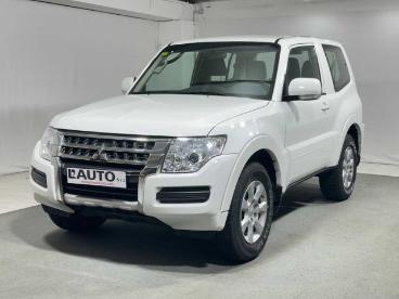 SPOTICAR Mitsubishi Pajero 3.2 Di-d 16v Aut. 5p. Intense Dpf Usata - Suv Diesel Bianco - Montagna In Valtellina - 502387238_1