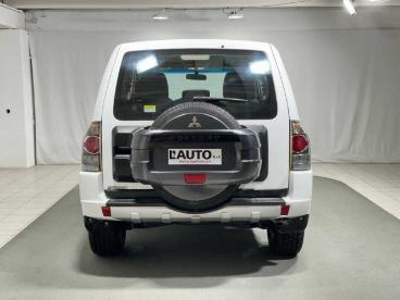 SPOTICAR Mitsubishi Pajero 3.2 Di-d 16v Aut. 5p. Intense Dpf Usata - Suv Diesel Bianco - Montagna In Valtellina - 502387238_4