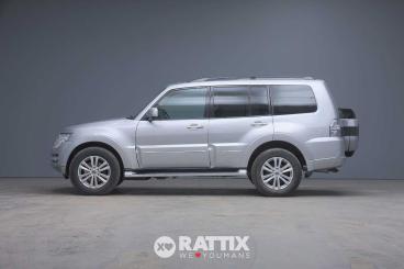 SPOTICAR Mitsubishi Pajero 3.2 Di-d Instyle 5p 7p.ti Auto + Tetto Apribile Usata - Suv Diesel Grigio - Barzago - 1202396601_2