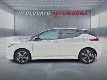 SPOTICAR Nissan Leaf Tekna 40kwh 150cv My19 Usata - Berlina Elettrica Bianco - Albignasego - 502369796_2
