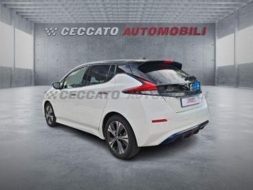 SPOTICAR Nissan Leaf Tekna 40kwh 150cv My19 Usata - Berlina Elettrica Bianco - Albignasego - 502369796_3