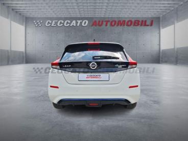 SPOTICAR Nissan Leaf Tekna 40kwh 150cv My19 Usata - Berlina Elettrica Bianco - Albignasego - 502369796_5
