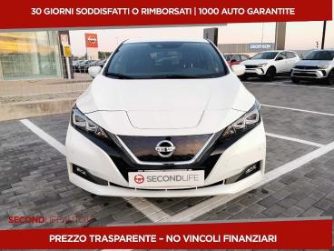 SPOTICAR Nissan Leaf N-connecta 40kwh 150cv My19 Usata - Berlina Elettrica Bianco - San Giovanni Teatino - 1202379626_2