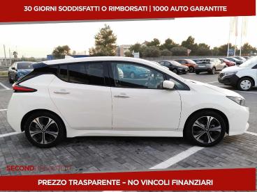 SPOTICAR Nissan Leaf N-connecta 40kwh 150cv My19 Usata - Berlina Elettrica Bianco - San Giovanni Teatino - 1202379626_4
