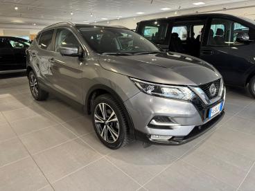 SPOTICAR Nissan Qashqai Ii 2017 1.3 Dig-t N-connecta 140cv Usata - Suv Benzina Grigio - Bollengo - 502433113_1