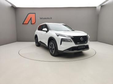SPOTICAR Nissan X-trail Iv 2022 1.5 E-power 158cv N-connecta E-4orce 4wd 7 Usata - Suv Ibrido Plug-in Bianco - Voghera - 502421427_3