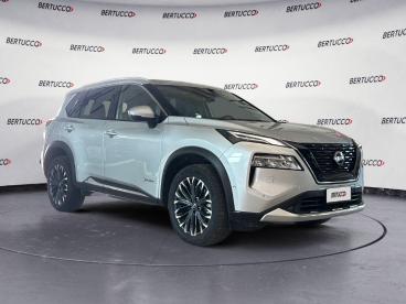 SPOTICAR Nissan X-trail 4ª Serie E-power 2wd 5 Posti Tekna Usata - Suv Ibrido Argento - Legnago - 602465631_1