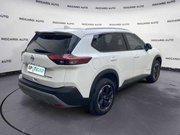 SPOTICAR Nissan X-trail 4ª Serie E-power 2wd 5 Posti N-connecta Usata - Suv Benzina Bianco - Magenta - 1202466442_4