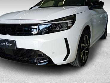 SPOTICAR Opel Corsa Vi 2023 1.2 Gs S And S 100cv Usata - City Car Benzina Bianco - Siena - 502423176_2