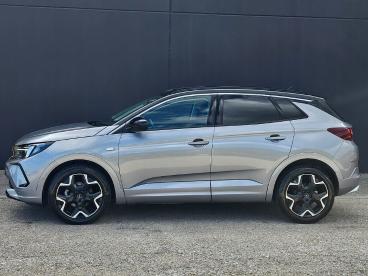 SPOTICAR Opel Grandland 1.5 Diesel Ecotec Aut. Ultimate 30.000 Km Usata - Suv Diesel Grigio - Foggia - 1202342296_2