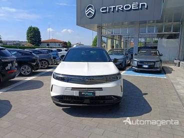 SPOTICAR Opel Grandland 1.2 Hybrid 145cv Dcs6 Gs + Tech Pack Km Zero Usata - Suv Ibrido Plug-in Bianco - Magenta - 1202478650_2